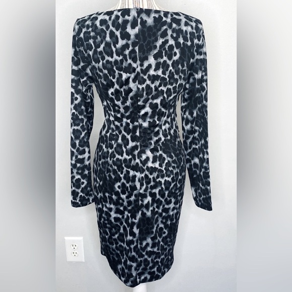 Carmen Marc Valvo Long Sleeve Ruched Bodycon Black Leopard Dress ZB1 - Picture 8 of 9